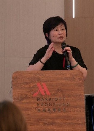 圖6.-振芝心身醫學診所李昭慧臨床心理師授課